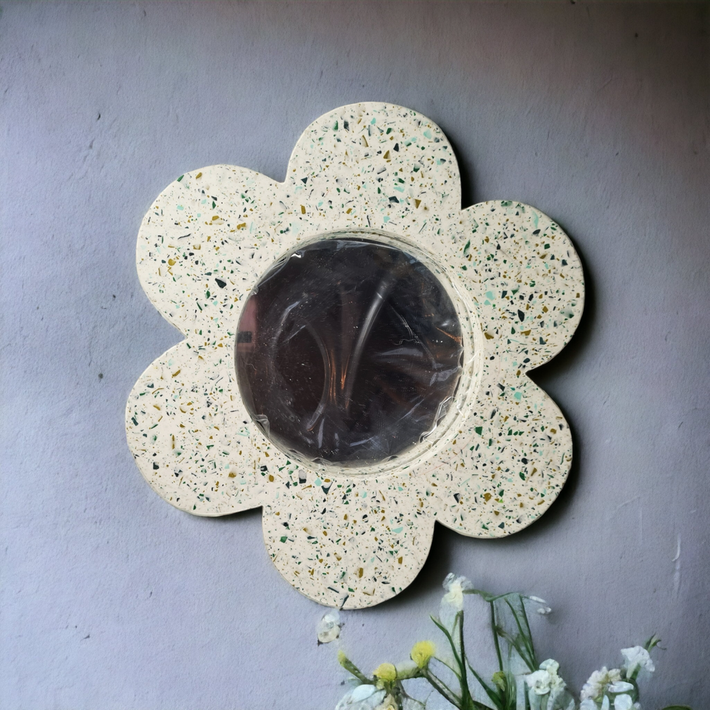 White Terrazzo Mirror, Green Accent Mirror, Flower-Shaped Wall Mirror, Jesmonite Wall Decor, Modern Decorative Mirror, Handcrafted Home Accessories