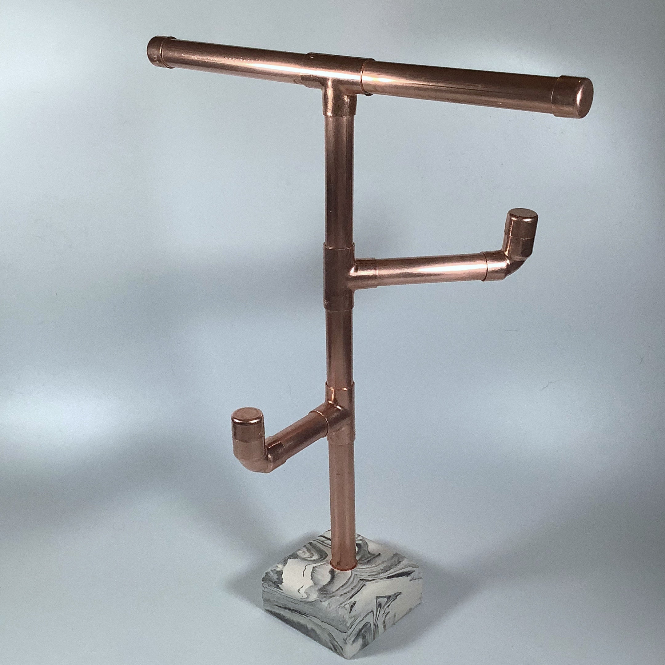 Copper Jewellery Stand, Tiered Jewellery Display, Jesmonite Base Stand, Modern Jewellery Organiser, Handcrafted Jewellery Holder, Minimalist Jewellery Stand